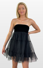 Load image into Gallery viewer, Black Velvet and Tulle Strapless Dress