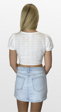 Load image into Gallery viewer, Feminine Front Ruched Crop Top