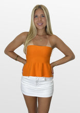 Load image into Gallery viewer, Sporty Strapless Peplum Top