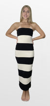Load image into Gallery viewer, Set the Trend Maxi Dress