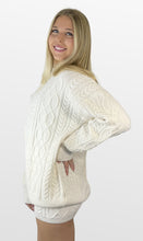Load image into Gallery viewer, Cozy Days Cable Knit Shorts Set