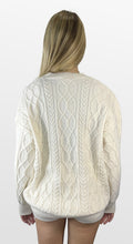Load image into Gallery viewer, Cozy Days Cable Knit Shorts Set