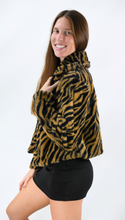 Load image into Gallery viewer, Call of the Wild Faux Fur Crop Jacket